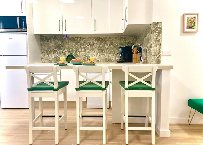 Comfy 1 Bdr شقة *